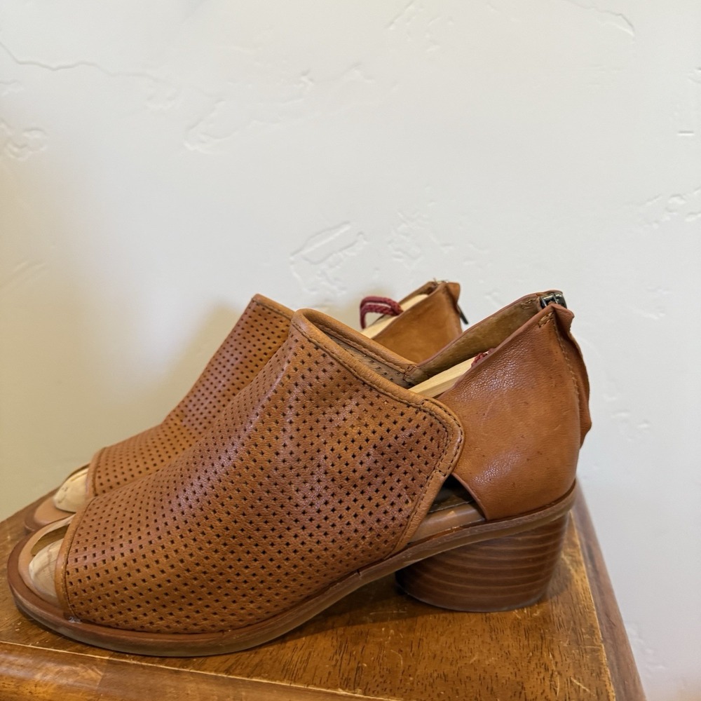 Sofft Tan Perforated Leather Open-Toe Block Heel Sandals